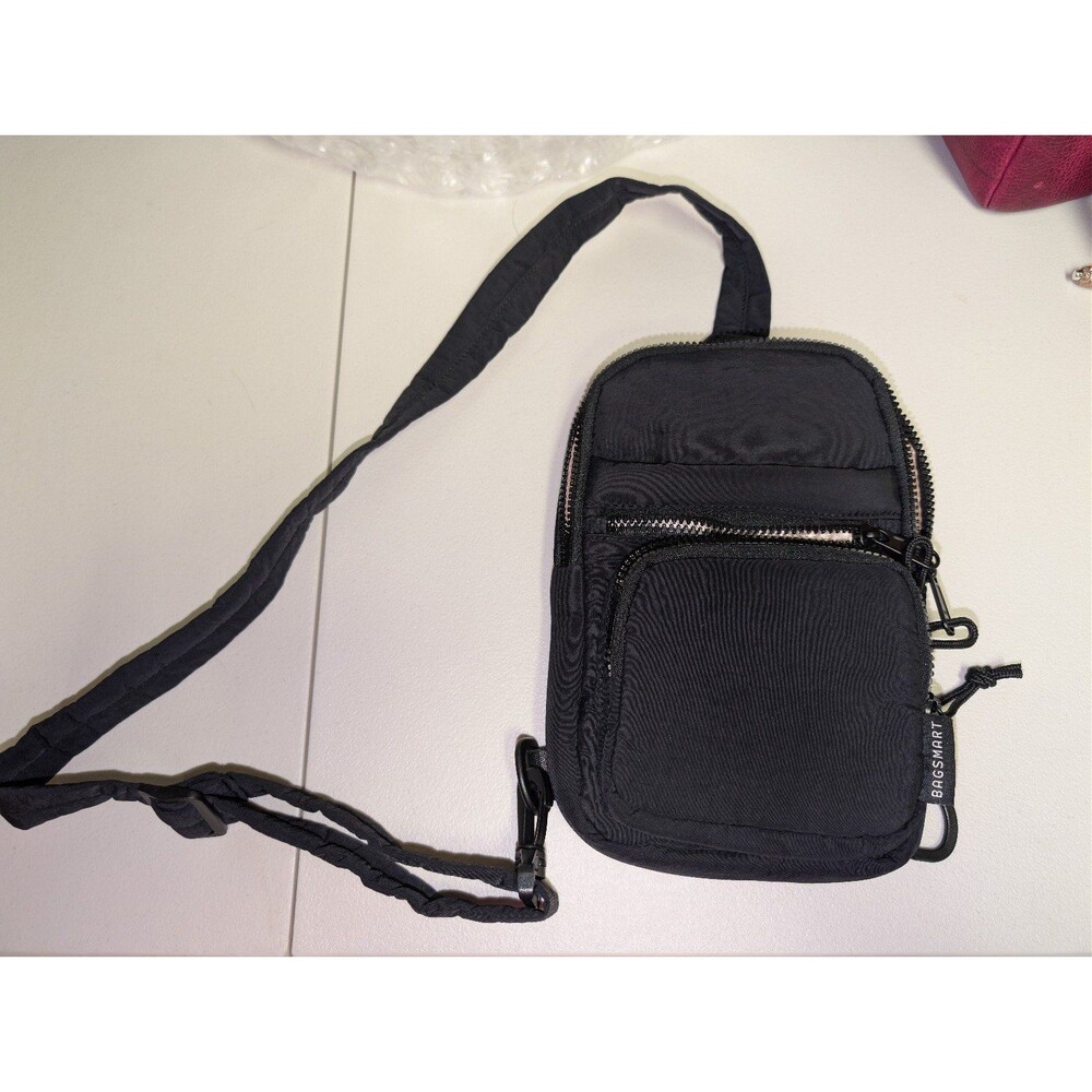 BAGSMART Black Sling Bag Crossbody Bag